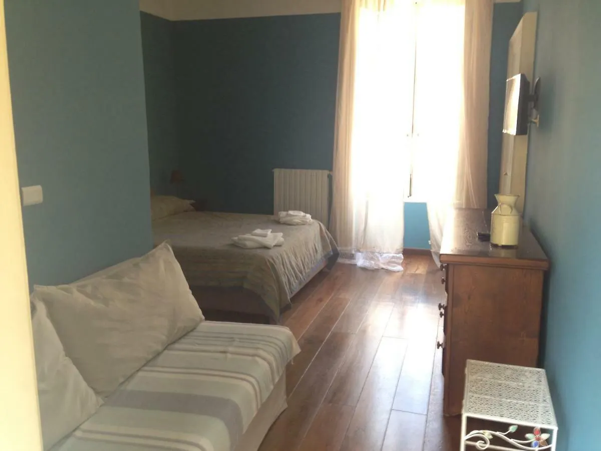 B & B Luca Giordano N6 Naples Bed & Breakfast