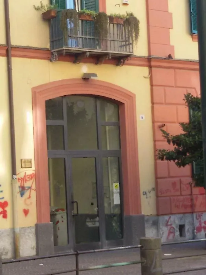 B & B Luca Giordano N6 Naples Italy