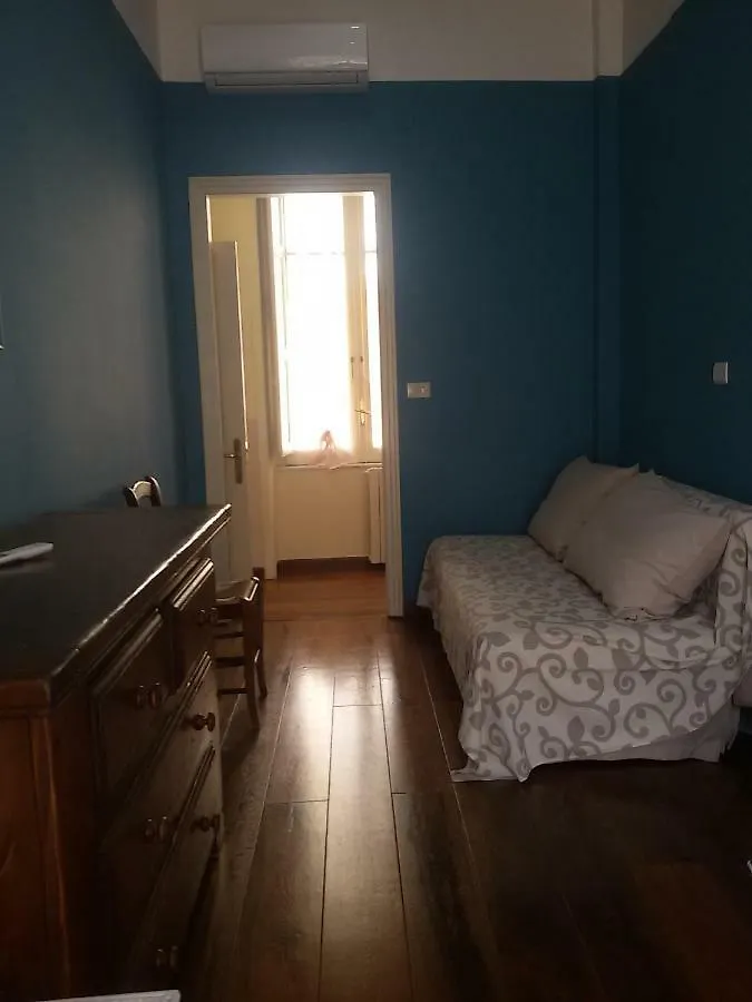 B & B Luca Giordano N6 Naples