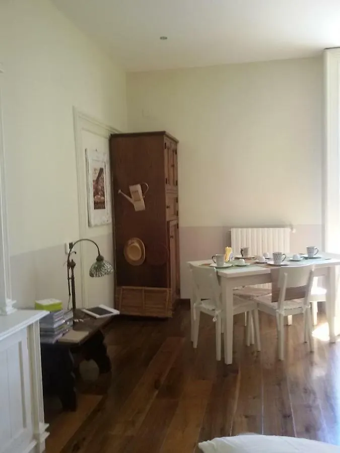 B & B Luca Giordano N6 Naples 0*,