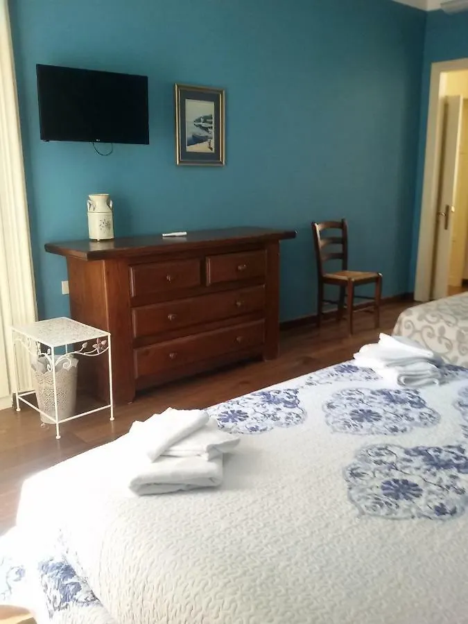 B & B Luca Giordano N6 Naples