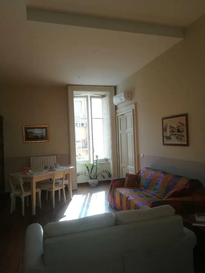 Bed & Breakfast B & B Luca Giordano N6 Naples